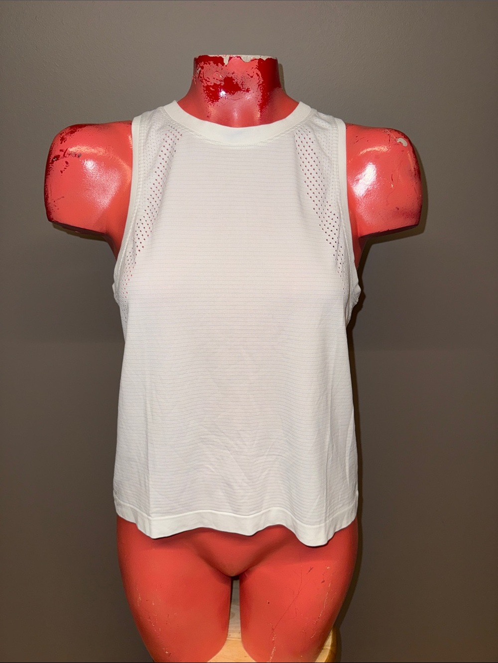 Lululemon tank top shirt blouse yoga